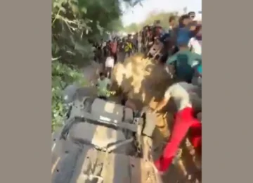 गैलरिया रोड कार हादसा