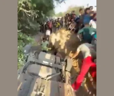 गैलरिया रोड कार हादसा