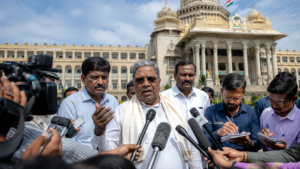 Ramalinga Reddy addressing media outside Vidhana Soudha amid resignation controversy